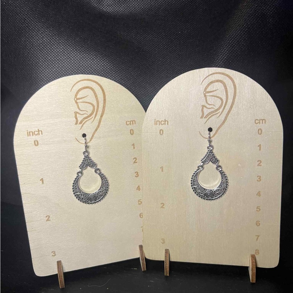 Elegant Silver Filigree Hoop Earrings